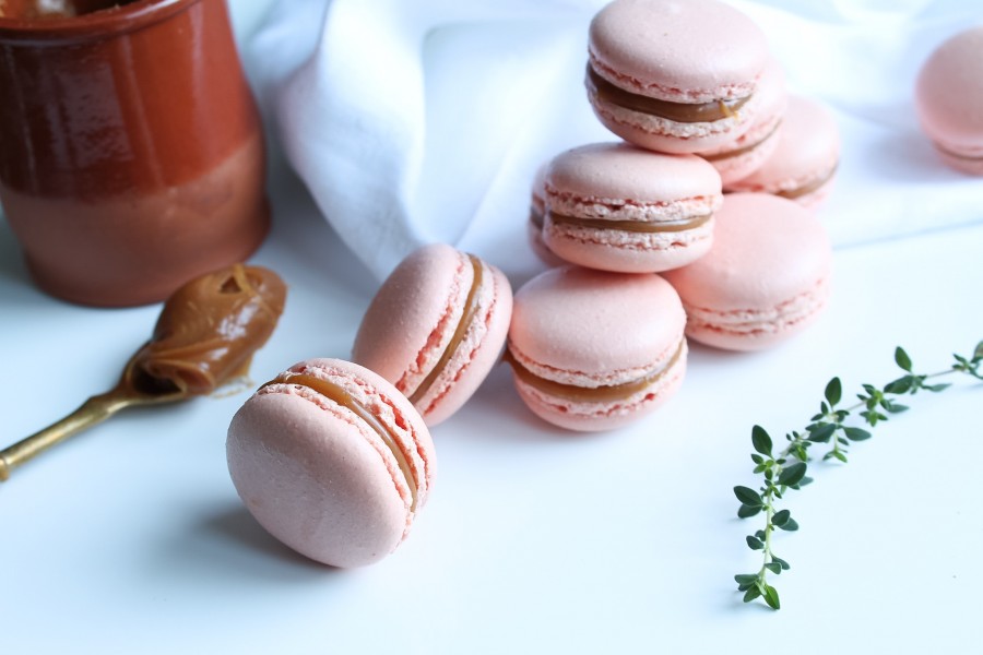 MACARONS CARAMEL BEURRE SALÉ