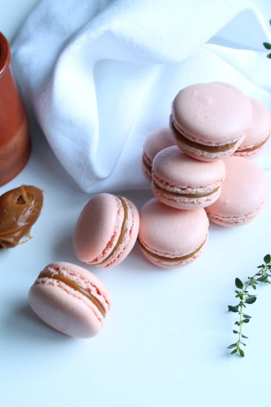 MACARONS CARAMEL BEURRE SALÉ - LYG